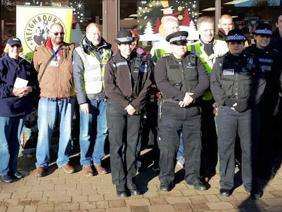 Street briefing held to address anti-social behaviour in Billingshurst