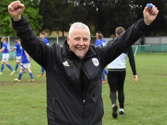 Shaun Saunders celebrates on the final day. Picture by Grahame Lehkyj