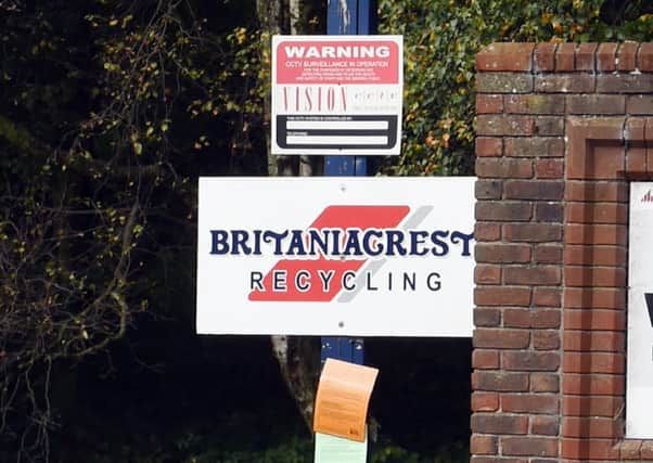 Wealden Brickworks.

GV of Wealden Brickworks were there are plans for a controversal waste incinerator site.

Langhurst Road, North Horsham, Sussex.

Picture : Liz Pearce 12/10/2016
LP1601109 SUS-161210-145940008