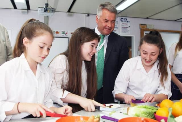 Tim Loughton MP joins the Happy Hearts workshop. Photo by Derek Martin Photography.