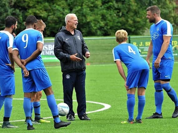 Shoreham boss Sammy Donnelly (centre). Picture by Stephen Goodger