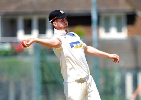 Horsham (batting) v Roffey. Alex Collins?  . Pic Steve Robards SR1817031 SUS-180307-104416001