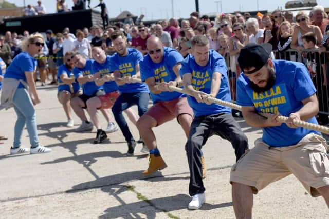 Hastings Old Town Carnival Week 2018: Tug o' War SUS-180728-140948001