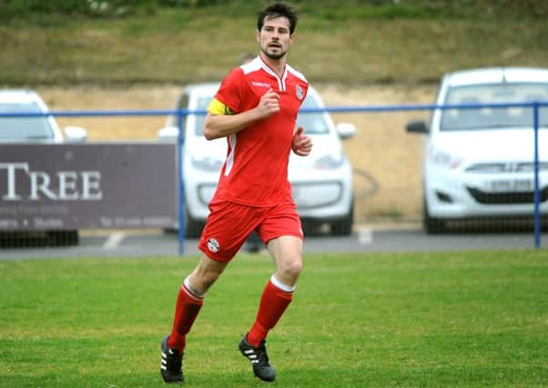 Crawley Down Gatwick FC. Sam Cane Pic Steve Robards  SR1632601 SUS-160111-155553001