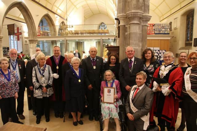 Presentation of the Order of 1066 Award. Photo by Roberts Photographic. SUS-181019-110913001