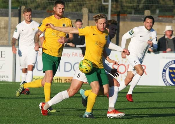 DM18102899a.jpg. Football: Bostik League South East Division: Horsham v East Grinstead. Photo by Derek Martin Photography. SUS-181020-200517008