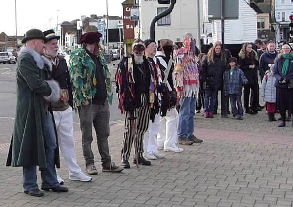 Hastings Mummers SUS-190401-102043001