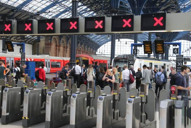 Rail delays between Brighton and Haywards Heath