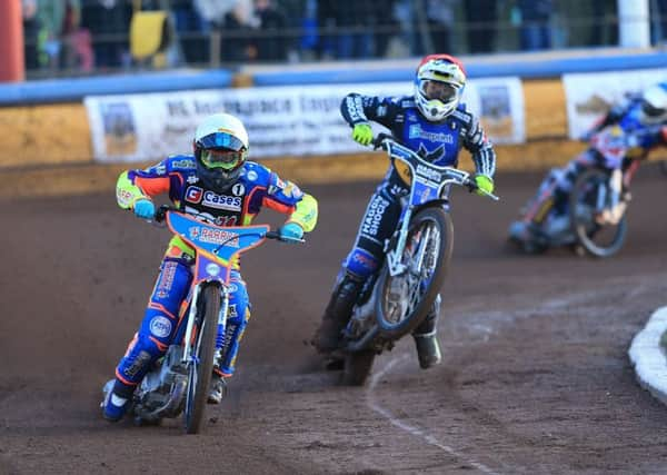 Somersets Rory Schlein and Eastbourne Eagles captain Edward Kennett go wheel to wheel at Arlington in the Championship Shield