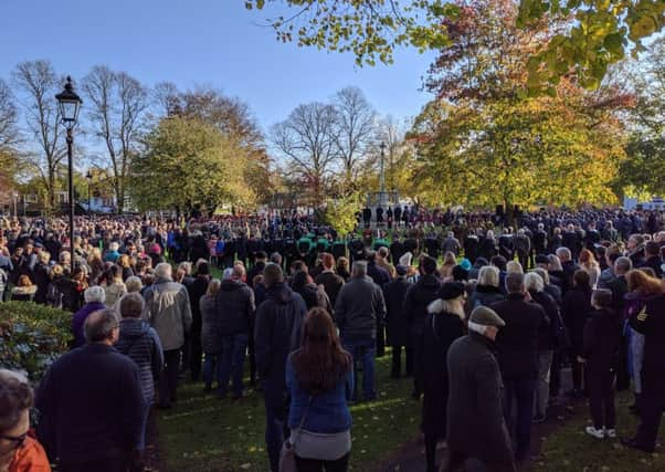 Crowds at Litten Gardens