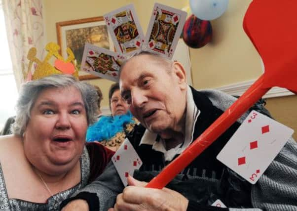 L16862H13 LG MAD HATTERS PARTY PIC S.G. 16.04.2013

Mad Hatters Tea Party Regency Court Nursing Home. Jackie Cox Manager and Joe Burrows