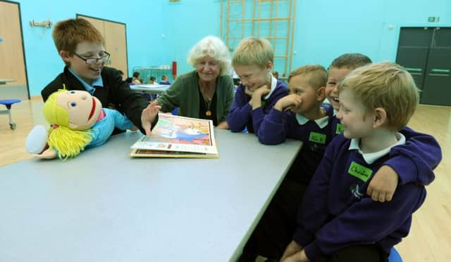 Former teacher Jennifer Lepard and Regis School pupil Craig Bryant inspiring the local youngsters at the Shine event. 


Picture by Louise Adams C130835-1 Bog Jun27 Shine