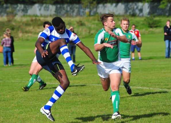 Action from Hastings & Bexhill RFC's 50-17 defeat at home to Horsham on Saturday. Picture by Steve Hunnisett (SUS-140913-171401002)