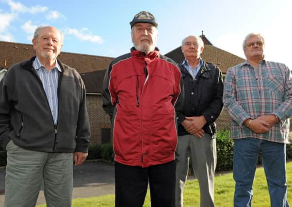 JPCT 211014 S14441355x Horsham. Residents outside the existing Evelyn Lancaster House -photo by Steve Cobb SUS-141021-164103001