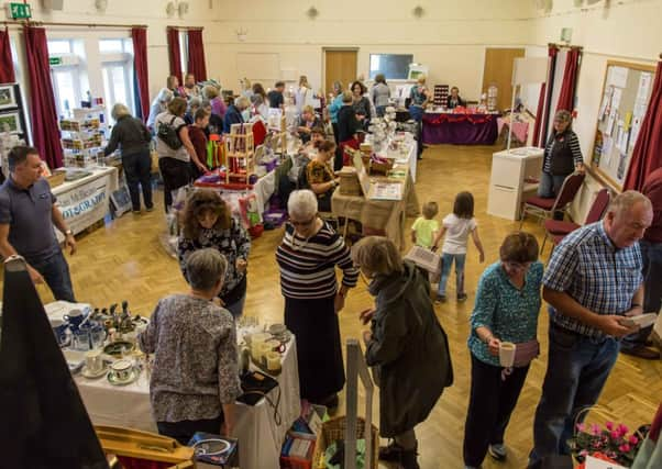 Barns Green Craft Fair SUS-141114-113456001