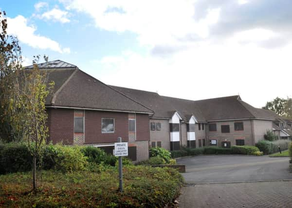 JPCT 211014 S14441377x Horsham. Existing Evelyn Lancaster House, now empty -photo by Steve Cobb SUS-141021-164318001