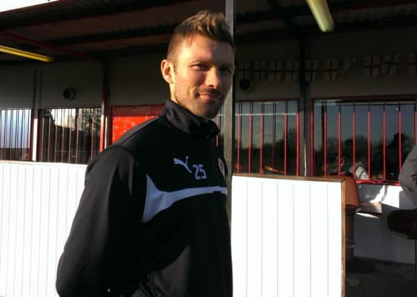 Crawley Town's new signing Darren Ward SUS-150801-181219002