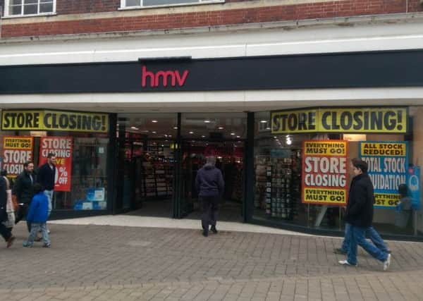 HMV closing in Horsham SUS-150219-130239001