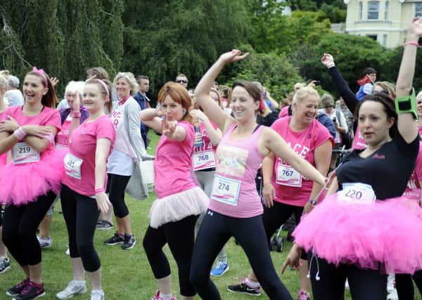 15/6/14- Race For Life, Hastings. SUS-140617-095858001