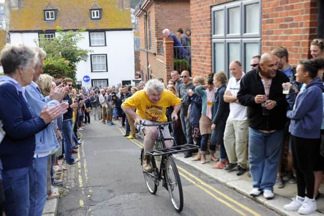 Hastings Old Town Carnival Week 2015. Bike Race.
Photo by Frank Copper SUS-150508-071602001