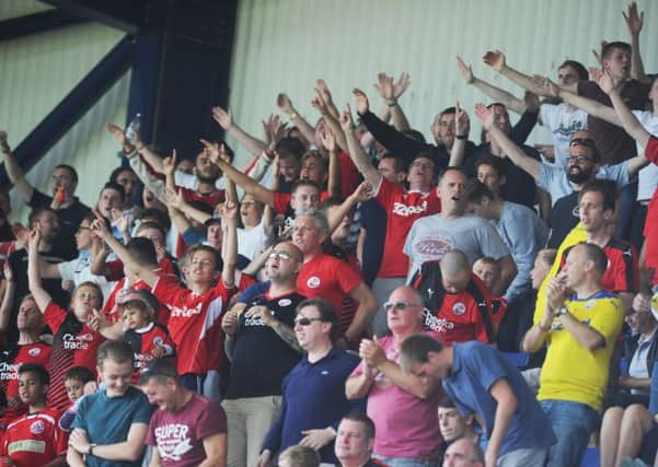 Oxford Utd V Crawley Town (Pic by Jon Rigby) SUS-150908-125137008