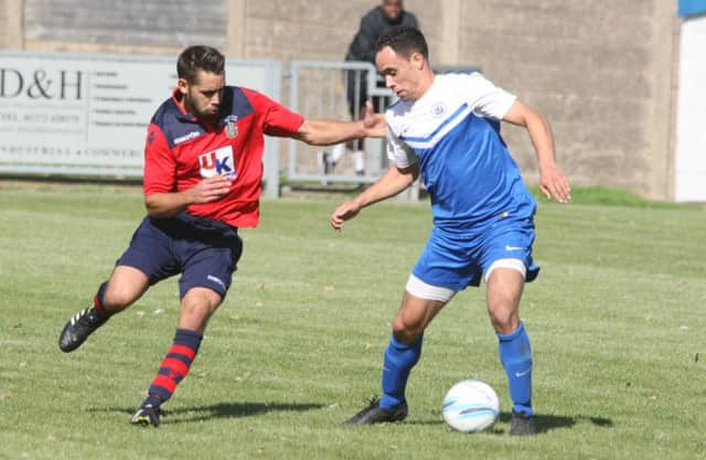 DM15113581a.jpg Football: Shoreham v Eastbourne Town. Photo by Derek Martin SUS-151209-194723008