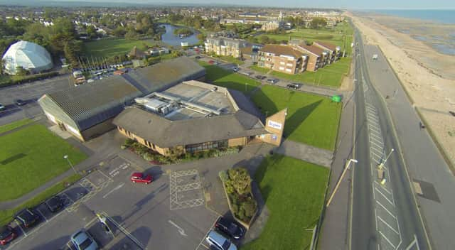 SINK HOLE APPEARED IN CAR PARK OF SWIMMING POOL SUS-140722-153320001