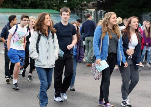 Worthing High School sponsored walk DM15114991a