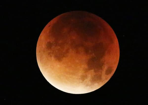 Photo by Eddie Mitchell. BLOOD MOON TAKEN FROM WORTHING  28-9-15 at  03.39 HRS hrs SUS-150928-075155001