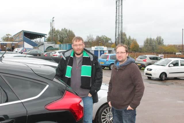 Steve and Dan arriving at Mill Field