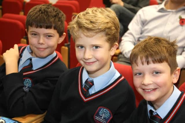 Pupils from Chesswood Junior School. Photo by Derek Martin