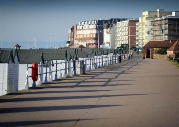 East Parade, Bexhill. SUS-160119-115645001