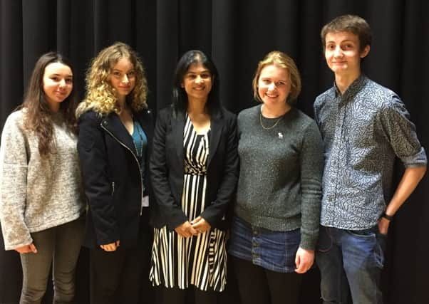 Sharon Presicci, Kat Borisova, Smita Warren, Lauren Hillyard, Lewis Etherington SUS-160129-122723001