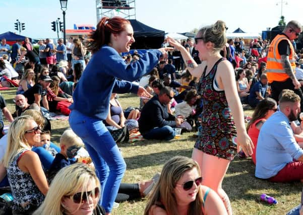 Crowds enjoying the atmosphere at last year's Rox  ks1500321-11