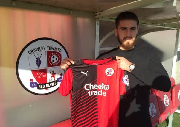 Crawley Town Tom Dallison SUS-160219-131023002