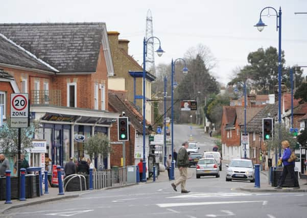 JPCT-09-03-12 Billingshurst. High Street.  S12110045a -photo by Steve Cobb ENGSUS00120120105114610