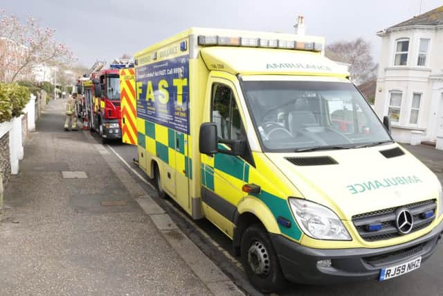 MAN TRAPPED IN CELLAR  VICTORIA RD WORTHING - FIRE AND AMBULANCE AT SCENE SUS-160316-093953001