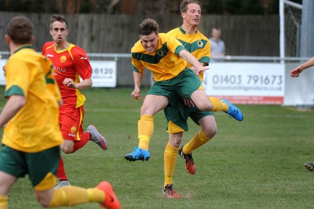 Football Horsham v Newhaven. 02-04-16. SR1609632  Pic Steve Robards SUS-160404-111211001