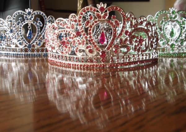 St. Michaels Hospice Charity Pageant crowns SUS-160426-114219001