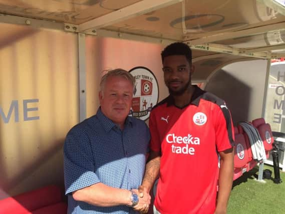 Jason Banton signs for Crawley Town