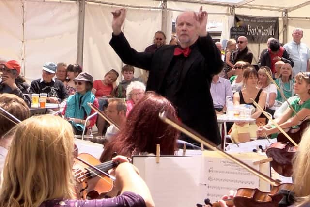 Midsummer Fish Festival 2016, Hastings. SUS-160625-165105001