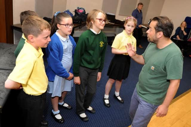 Battle Festival: Schools rehearsal with the various 1066 Country schools plus composer and MD Howard Moody and Glyndebourne director Simon Iorio SUS-160622-110846001