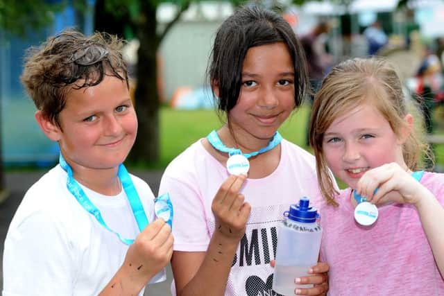 St Francis Assisi Catholic Primary School, Crawley hold a mini Race for Life for Cancer Research UK. Pic Steve Robards  SR1620299 SUS-160807-175939001