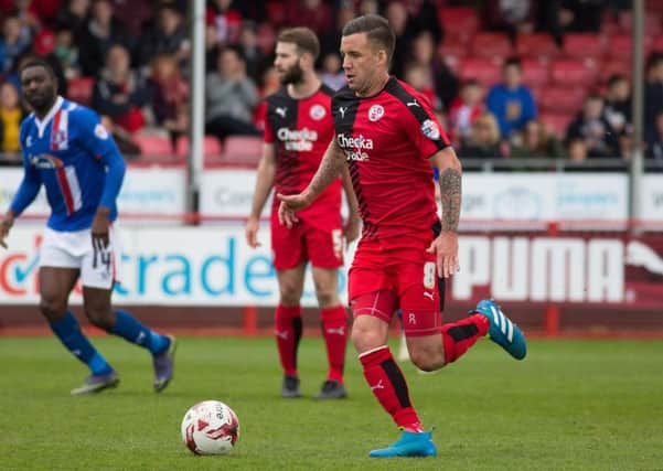 Jimmy Smith makes a run down the middle for Crawley Town against Carlisle United, 23rd April 2016. (c) Jack Beard SUS-160423-160216008