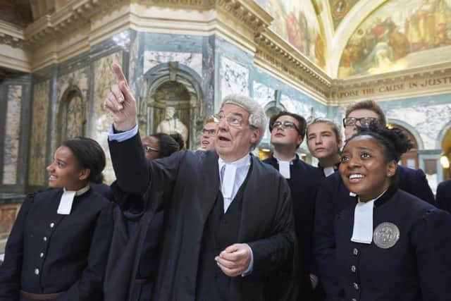 Onyinye Udokporo visists the Old Bailey