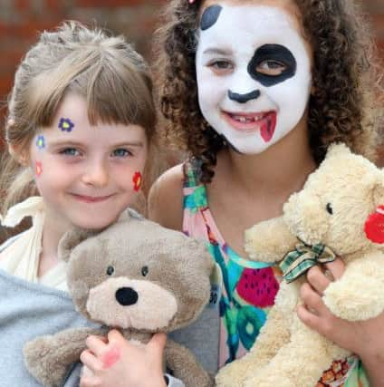 DM16131712a.jpg Fun Garden Party at Fethneys Care Home. Hannah Marchant left and Hope Hadley both aged 6. Photo by Derek Martin. SUS-160730-195150008