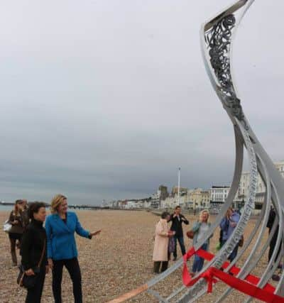 The Landing sculpture. Photo by Jim Breeds. SUS-160919-145552001