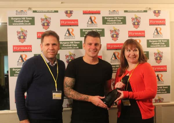 Dean Cox picks up his MOM award