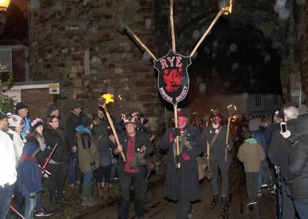 Rye Bonfire 2016. Photo by Frank Copper SUS-161114-072429001