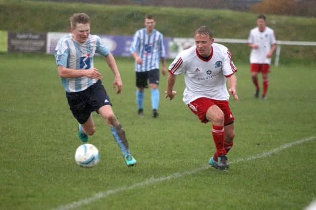 DM16154782.jpg. Football: Worthing United v Broadbridge Heath. Photo by Derek Martin